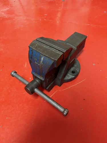 Vintage engineers bench - engineers, vice