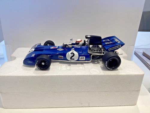 Minichamps tyrrell 003 - 1/18,