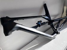 Canyon Spectral CF8 Stealth