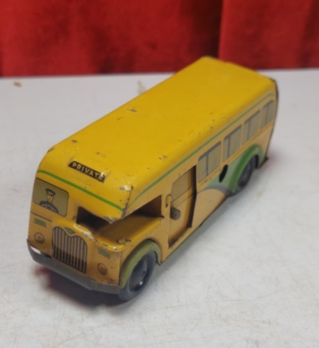 Vintage pocketoy coach tin toy - coach,