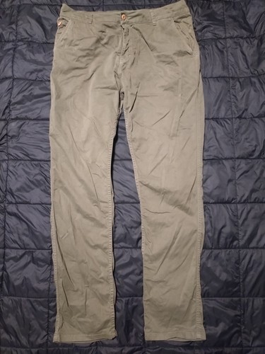 Finisterre chinos green - in,