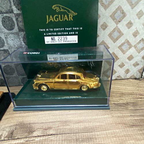 Corgi classics jaguar 1960 - classics, car
