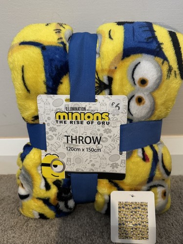 Primark minions throw blanket - minions,