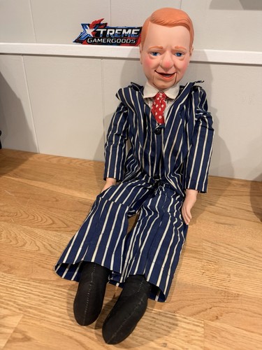 1980 fields ventriloquist - 1980, w.c
