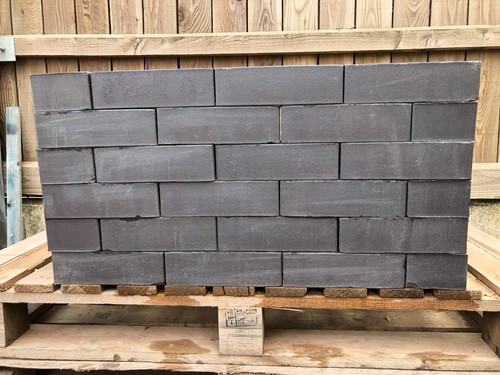Ibstock black smooth - ibstock,