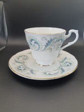 Royal Standard Garland Fine