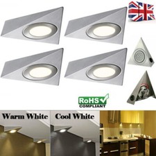 Mains Triangle LED Kitchen