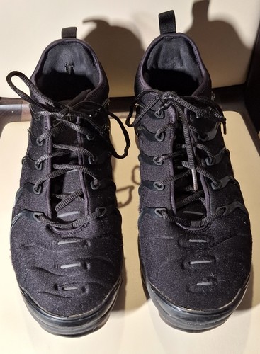Nike air vapormax plus triple - nike,