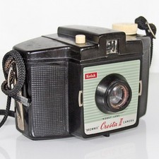 KODAK BROWNIE CRESTA II VINTAGE CLASSIC 1950's FILM CAMERA WORKING SHUTTER-RSPCA
