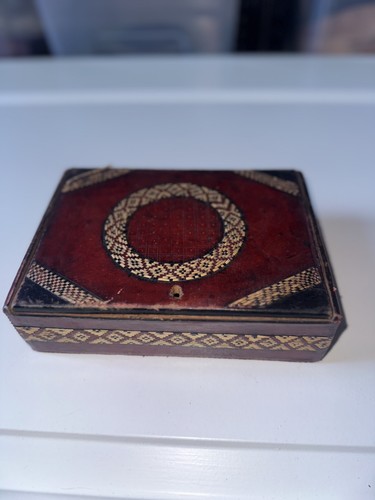 Empty cigar box lovely - , design