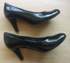 GABOR SIZE 4 BLACK PATENT COURT SHOES G2/02113025B2/7A