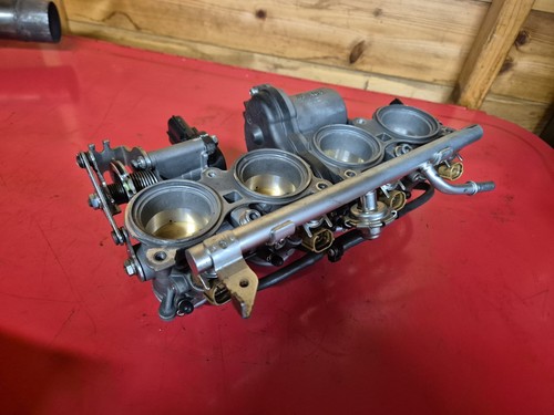 Yamaha throttle bodies - throttle, &