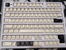 GMK Creme Keycaps with