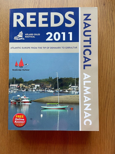 Reeds nautical almanac 2011 - reeds,