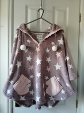 Love to lounge, one size, owl themed, fluffy poncho, good condition