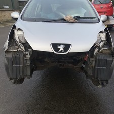 Peugeot 107 bonnet