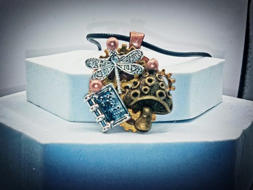 Steampunk jewellery making - steampunk,