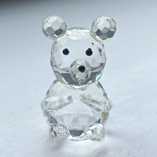 Unmarked clear glass bear - unmarked,
