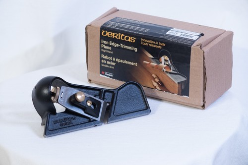 Veritas right hand iron - right, edge