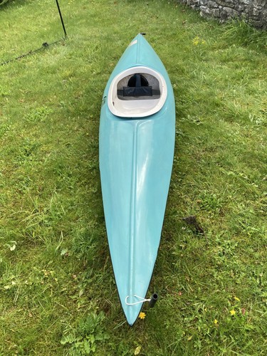Long single person kayak - long,