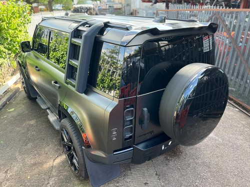Land rover defender - rover,
