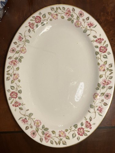 Royal doulton fine bone - royal,