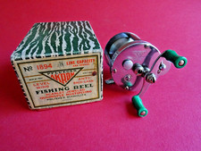 VERY GOOD BOXED LIGHTLY USED PFLUEGER AKRON MODEL NO. 1894 REEL BAITCASTING REEL