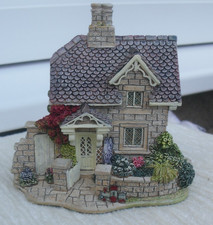 Lovely Lilliput Lane "   Railway  Cottage 1996,  Boxed & Deeds