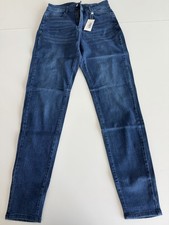 26 High Wasted Skinny Jeans 31