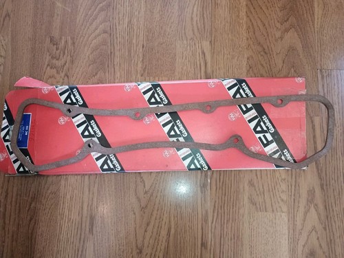 Engine rocker cover gasket - rocker,