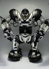 WowWee Robosapien Toy Chrome/Silver