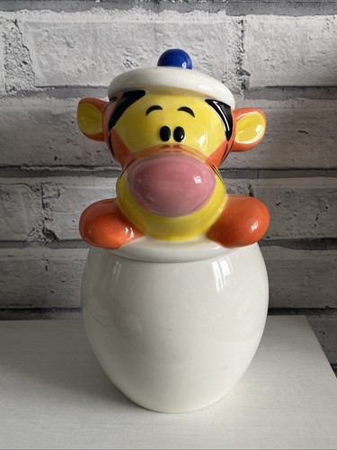 Winnie the pooh disney store - disney,