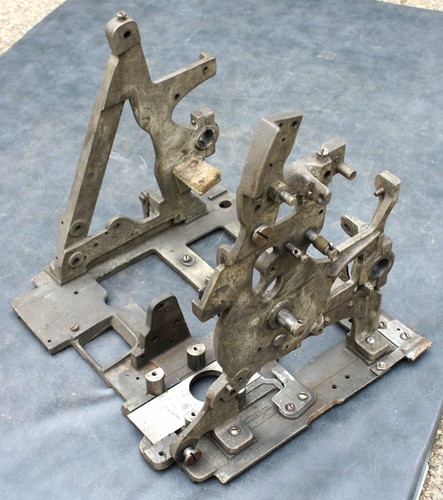 Rare vintage mills one arm - rare,