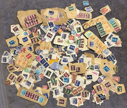 Paper kiloware lot - on-paper,