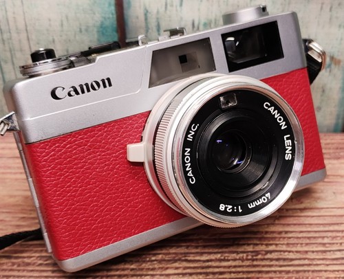 Serviced 1970s red - 1970s,