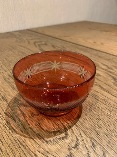 Vintage cranberry glass - , bowl