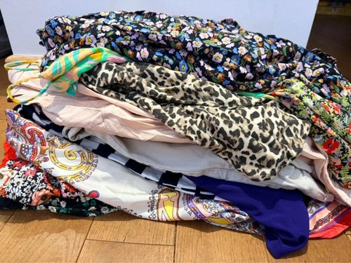 Women clothes bundle - women’s,