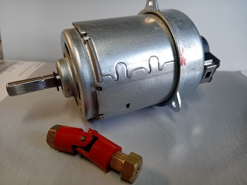 Model tug motor - model,