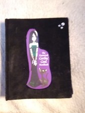 The Essential Gothic Girl