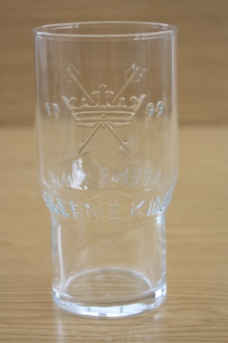 Collectable breweriana pint - breweriana,
