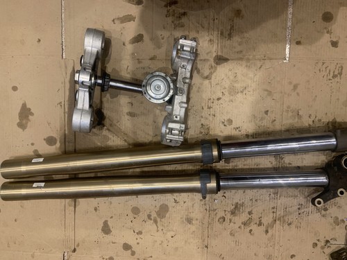 Husqvarna 610 forks clamps - 610,