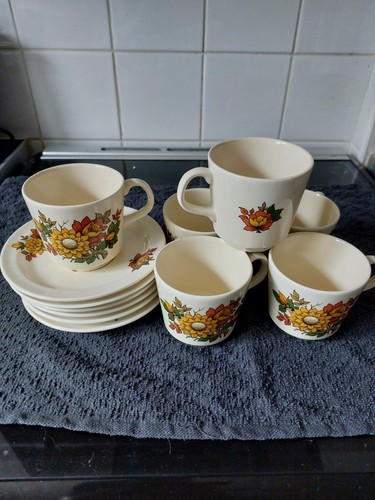 Set retro tea cups - retro,