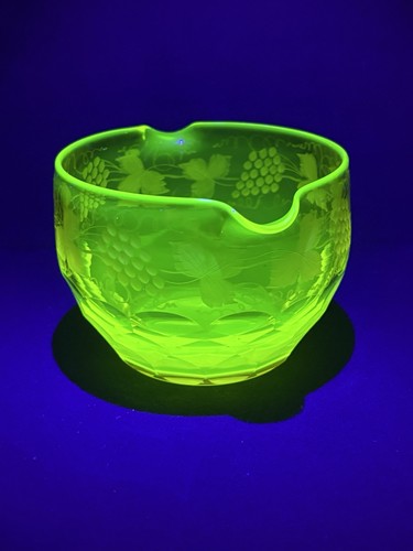 John walsh amber uranium - walsh, glass