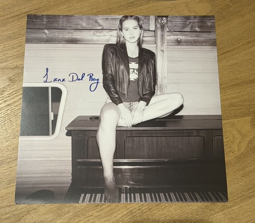 Lana del rey chemtrails - chemtrails, over
