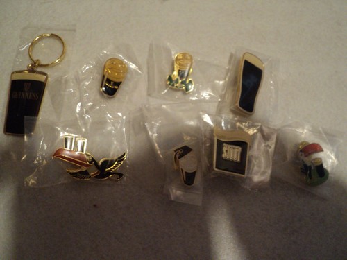 Job lot breweriana eight items - eight,