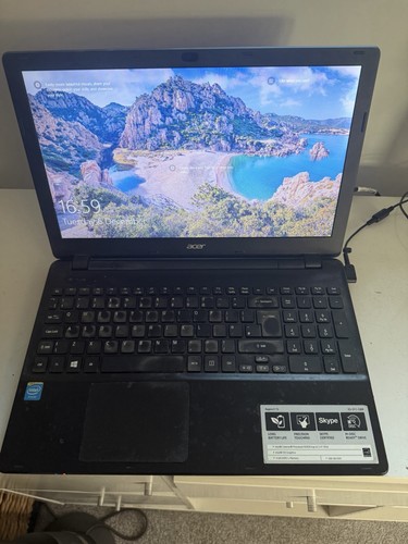 Acer 511 laptop house - acer,