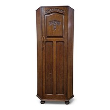 Carved Oak Fitted Wardrobe –