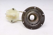 Tank vent hose connection vent