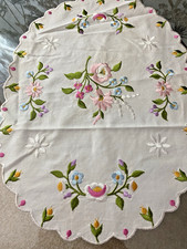 VINTAGE WHITE COTTON FLORAL