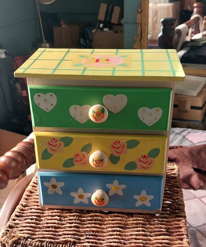 Small wooden chest 2 - small,